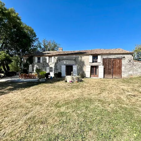 Large House With Pool Sleeping Up To 10 People 빌라 *