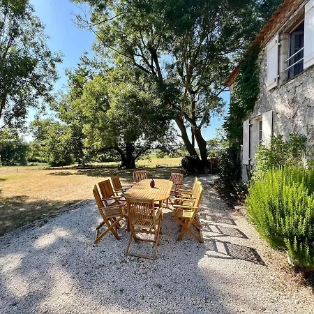 Villa Large House With Pool Sleeping Up To 10 People *