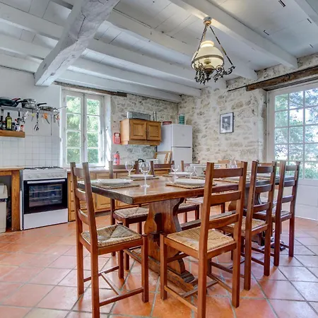 빌라 Large House With Pool Sleeping Up To 10 People Gageac-et-Rouillac