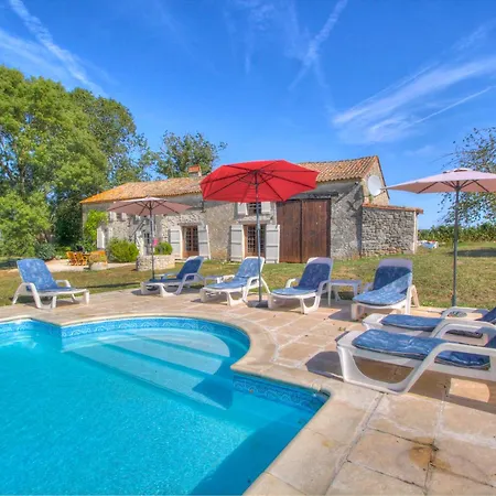 Villa Large House With Pool Sleeping Up To 10 People