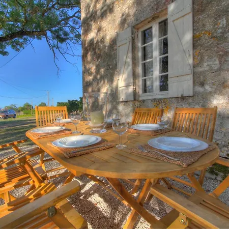Large House With Pool Sleeping Up To 10 People Gageac-et-Rouillac