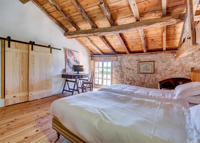 别墅 Large House With Pool Sleeping Up To 10 People